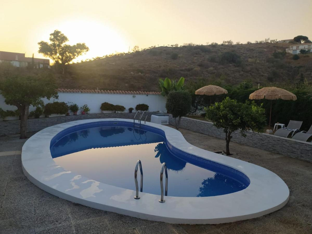 Villa Candela En Benajarafe Piscina Privada Exterior foto